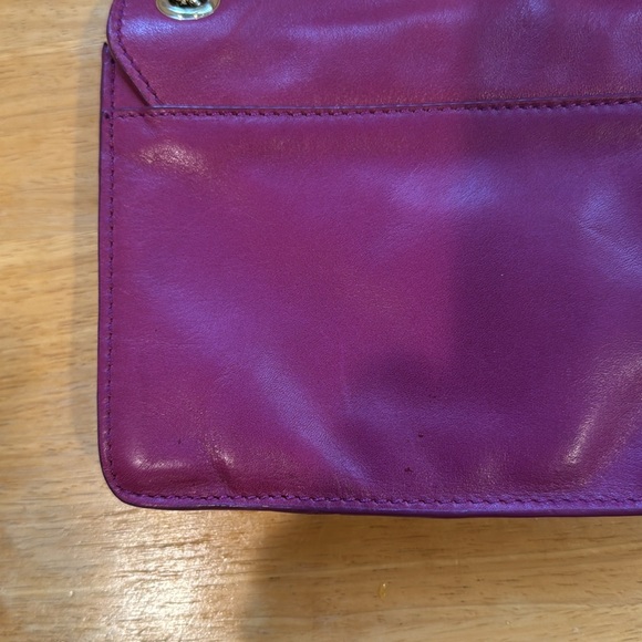 BARNEYS NEW YORK fuschia pink golden link bag - Picture 10 of 11